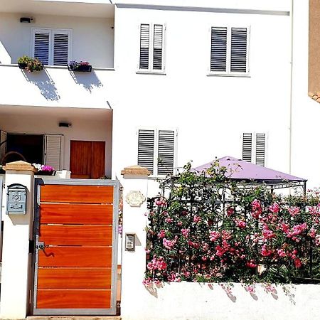 Appartamento Porto Frailis Tortolì Buitenkant foto